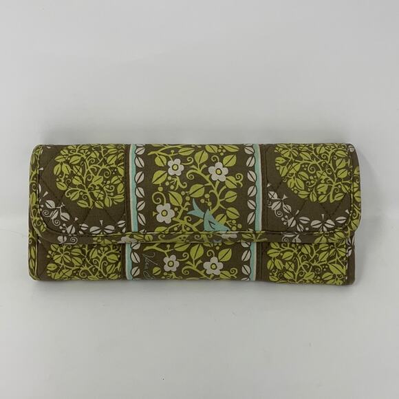 Vintage Vera Bradley Retired trifold wallet - Picture 1 of 9